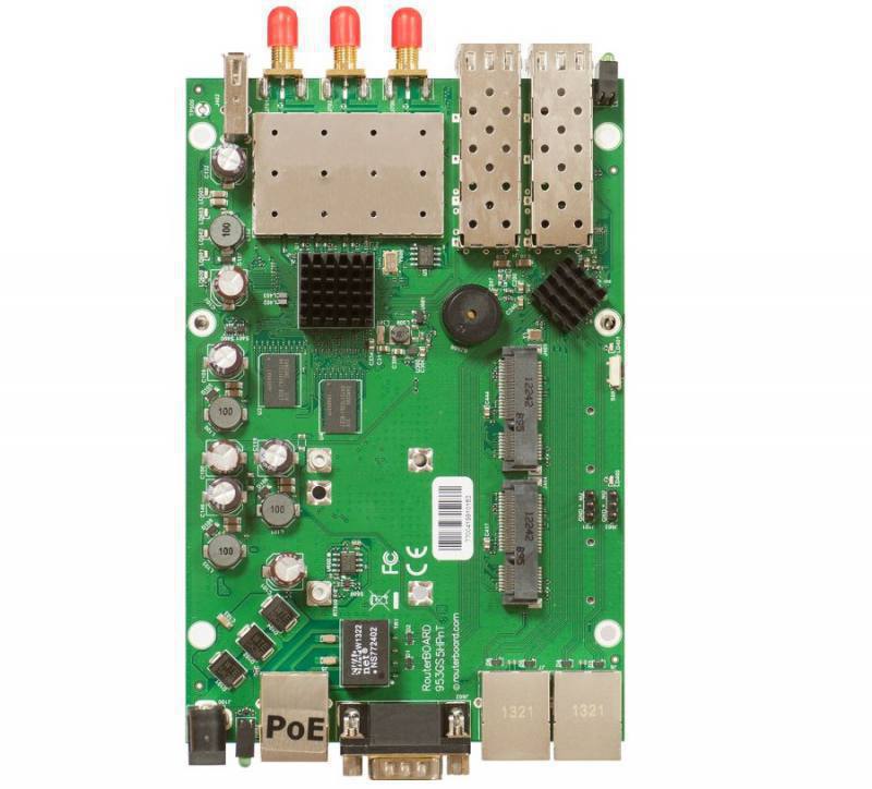 Router MIKROTIK RB953GS, CPU 720Mhz, 128MB Ram, 3x Gigabit, 2x miniPCI-e, 2x SIM, USB