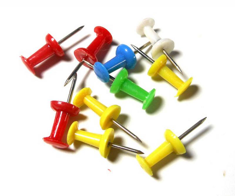 TACHUELAS DE COLORES